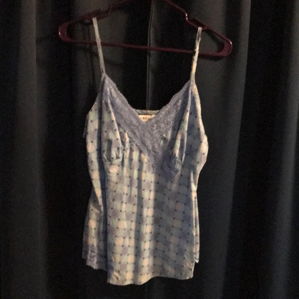 Blue blouse with lace and hidden side zipper